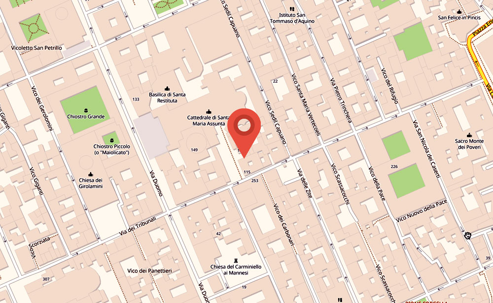 Una posizione strategica nel centro di Napoli